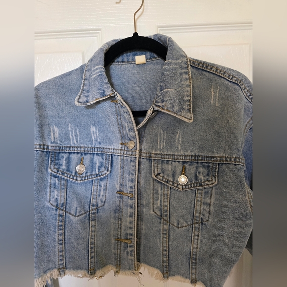 Cropped Blue Denim Jacket - Picture 4 of 4
